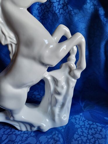 Ostali kućni dekor: Konj velik,vintaz,nov porcelanski. Porcelanski konj. mereni — 9