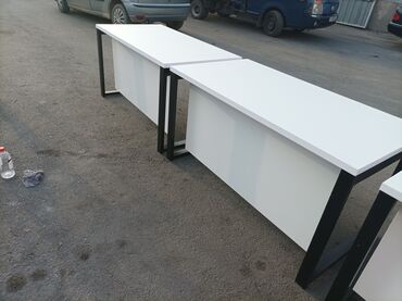 Другая мебель: Офисный стол с юбкой. Компьютерный стол. Письменный стол в наличии и — 8