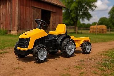 Traktori: Dečiji traktor na pedale sa prikolicom - Tip: vožnja na pedale, sa — 3