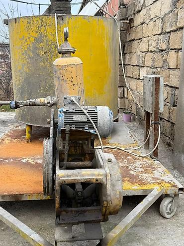 Alətlər: Sənaye qarışdırıcı və nasos komplekti - Böyük həcmli, silindrik metal — 3