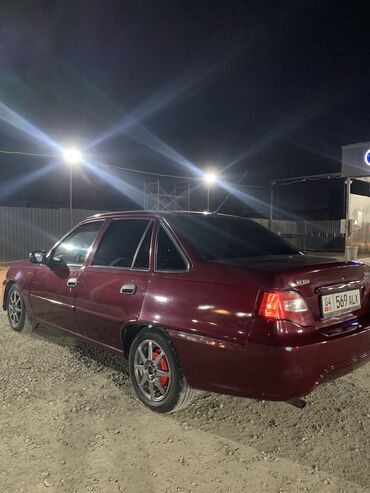 купить авто с кореи бу: Daewoo Nexia: 2011 г., 1.5 л, Механика, Бензин, Седан