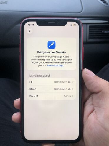 Apple iPhone: IPhone 11, Qırmızı — 8