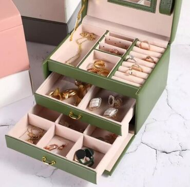 Digər bijuteriyalar: Zərgərlik qabı – çox bölməli, qutu tipli organizer - Rənglər: tünd -da lalafo.az — 3 Digər bijuteriyalar: Zərgərlik qabı – çox bölməli, qutu tipli organizer - Rənglər: tünd — 3