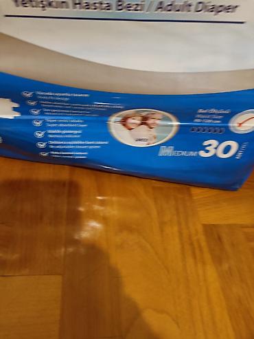 pampers qiyməti: Xəstə bezi ( böyüklər üçün ) M ölçü. Açıqdır. 16 ədəd qalıb içində — 2