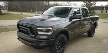 электирик машина: Dodge Ram 1500: 2019 г., 5.7 л, Автомат, Бензин, Внедорожник