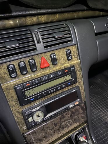 Mercedes-Benz: Mercedes-Benz E-Class: 1999 г., 4.3 л, Автомат, Бензин, Седан — 13