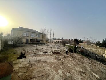 qaracuxur heyet evi: Bakı, 900 kv. m, 6 otaqlı, Hovuzsuz, Qaz, İşıq, Su