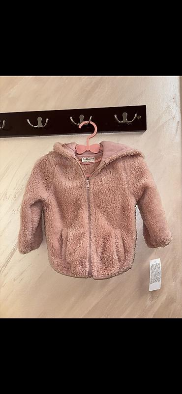 diskver majica: Paket garderobe za devojčicu, pažljivo uklopljen u nežnim i elegantnim — 3