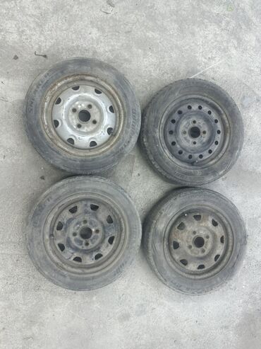 колесо на тачку: Дөңгөлөктөр монтажда 155 / 65 / R 13, Жай, Колдонулган, Комплект, Жеңил унаалар, Темир, тешиктери - 4