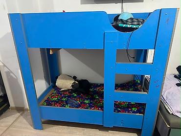 bunk bed: Детская мебель: двухъярусная кровать 2шт и трёхдверный шкаф 2000 сом — 2