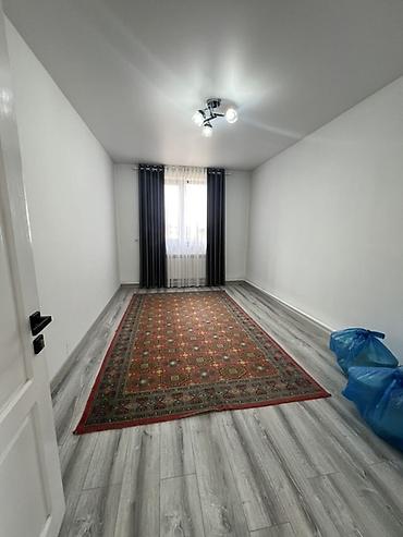 Үйлөрдү сатуу: 6 бөлмө, 193 м², 4 соток, Бишкек, Ак-Ордо 2 ж/м Риелтор — 7