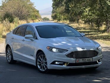 советские машины: Ford Fusion: 2017 г., 2 л, Вариатор, Гибрид, Седан