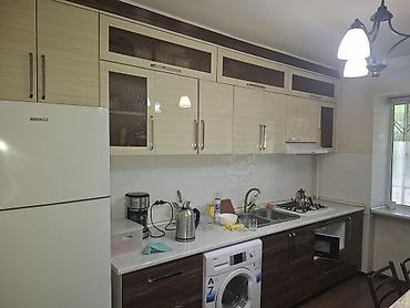 бишк: Сдаю Офис целиком: Сдаю Колл-центр, 90 м², В жилом комплексе, С ремонтом, Первая линия — 9