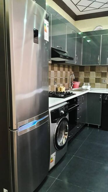 Uzunmüddətli kirayə mənzillər: Xalqlar metrosunun yaxınlığında Oskar restoranına yaxın 18 mertebeli — 7