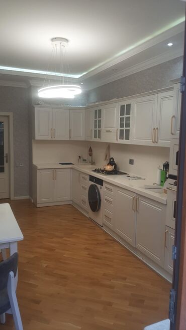 Sifarişlə qonaq dəstləri: Təmirdən sonrakı dəbli interyerlə təqdim olunur geniş dəhliz və rahat — 18