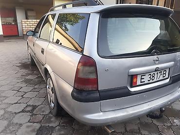яндекс коробка: Opel Vectra: 1998 г., 2 л, Механика, Бензин, Универсал — 4