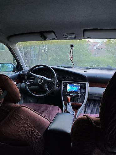 Audi: Audi 100: 1992 г., 2.3 л, Механика, Бензин, Седан — 21