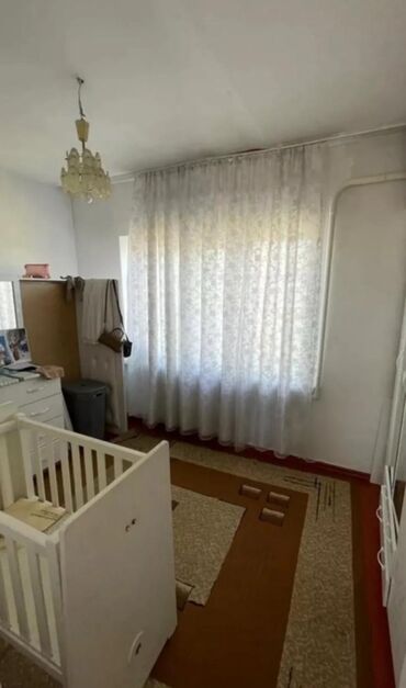 сдаю комнату эне сай: 1 бөлмө, Чогуу жашоосу жок, Жарым -жартылай эмереги бар