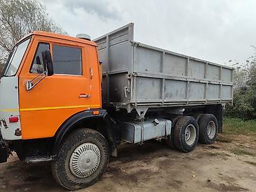 телефон редми 10 с: КАМАЗ самосвал, оранжевый кабина, колесная формула 6×4. Просторный — 4