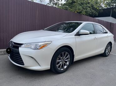 Toyota: Toyota Camry: 2017 г., 2.5 л, Автомат, Бензин, Седан