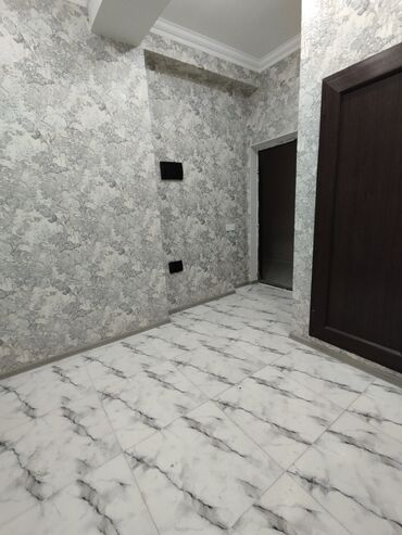 Kafel və metlax: Masazirda Bina evi yol kenarinda 10/3 mertbesi 74.kv 2 otaq — 3