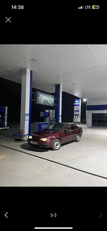 красные: Chevrolet Nexia: 2008 г., Механика, Бензин, Седан — 4