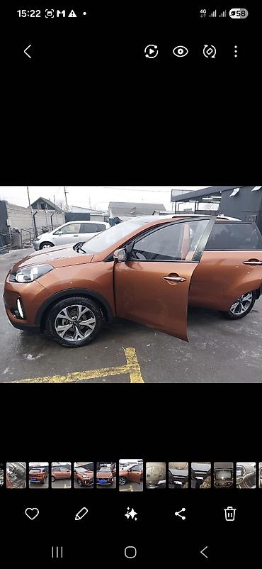 Продажа авто: Kia Carens: 2016 г., Автомат, Бензин, Кроссовер — 3