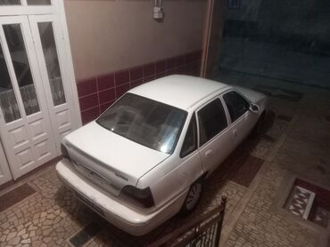двигатель портер 1: Daewoo Nexia: 1998 г., 1.5 л, Механика, Бензин, Седан