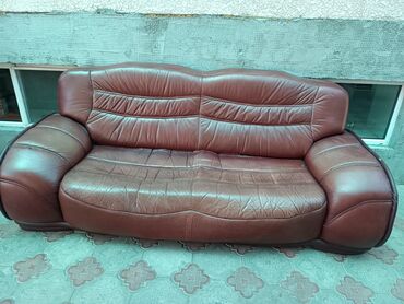 диван с креслом: Гарнитур для зала, Кресло, Диван, цвет - Красный, Б/у