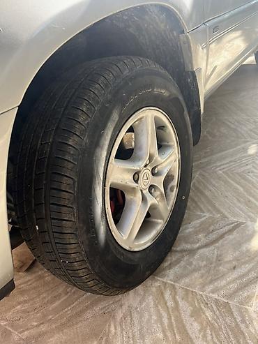 Lexus: Lexus RX (I nəsil) krossover - Gümüş rəngli kuzov, 5 qapı, geniş — 3