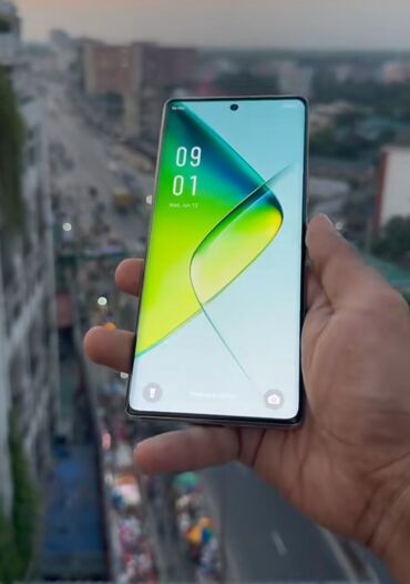 телефон fly iq4503: Məhsul: Tam ekranlı smartfon Xüsusiyyətlər: - Kənarlara doğru incə