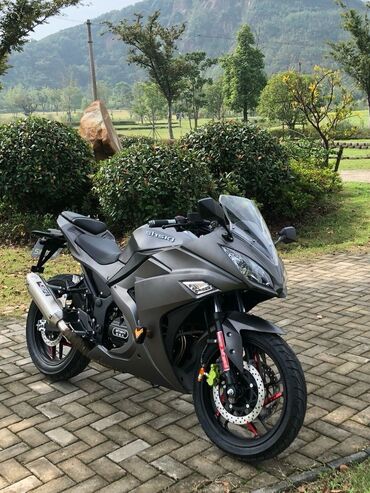Мотоциклы: Спортбайк Suzuki, 150 куб. см, Бензин, Взрослый, Новый