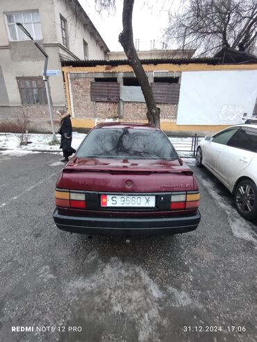 ист 1 5: Volkswagen Passat: 1993 г., 1.8 л, Механика, Бензин, Седан