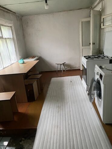 Долгосрочная аренда домов: 52 м², 4 комнаты, Утепленный, Забор, огорожен