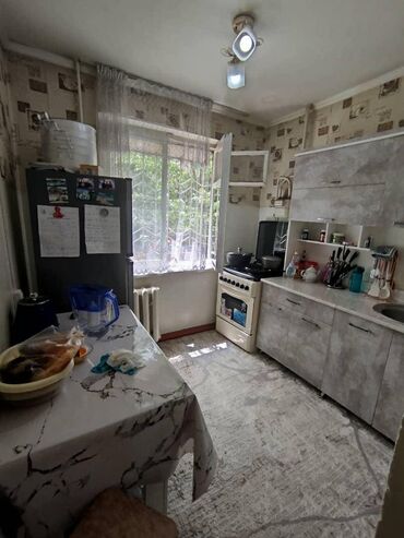 сдаю квартиру район вефа: 1 комната, 33 м², 104 серия, 2 этаж, Евроремонт