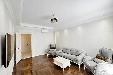 nefciler kiraye ev: İcarəyə verilir 2 otaqlı yeni tikili 97 m², Ağ şəhər q. Kateqoriya — 3