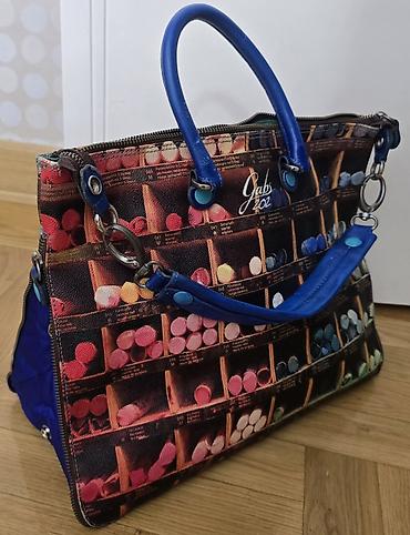 Torbe: GABS kožna torba. prelepa, šarena, ima zip celom dužinom i širinom — 1
