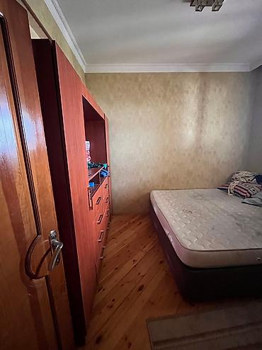 Uzunmüddətli kirayə mənzillər: Bir problem var danışarıq onu ev sahibi tanışdı 3 nəfər qalacayiq — 3