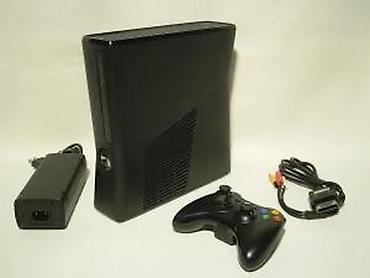 Xbox 360 & Xbox: U ponudi je Xbox 360. Stanje: vrlo korektno očuvana, mali tragovi — 13