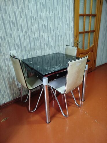 Masalar: Metbext stol 3 stulla birlikde 60azn hezi aslanov 1356 Gun1