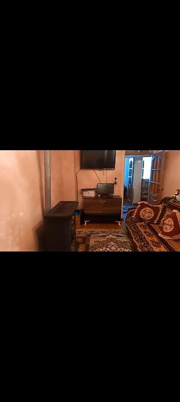 Qonaq otağı dəstləri: 4 otaqlidi bina evi satilir - Geniş qonaq otağı üçün uzun yemək — 16