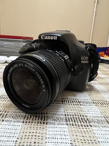 canon eos 550d kit 18 55mm: Canon eos1100d в отличном состоянии