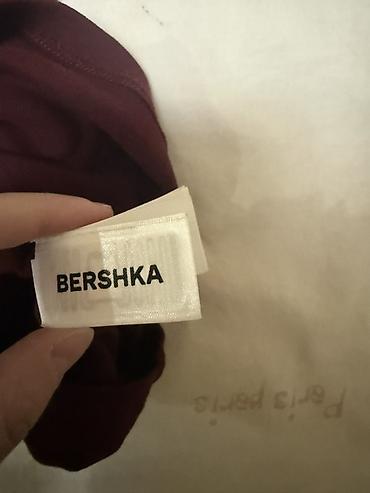futbolka: Bershka qadın köynəyi (25 manata alinib) - Rəng: tünd bordo (şərab — 4