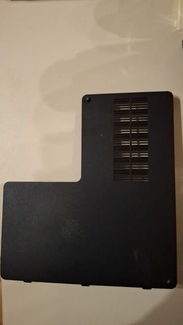 Korpuslar: Toshiba satellite L875- (Alt qapaq korpus)