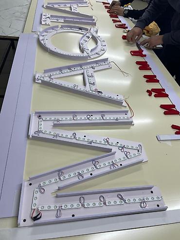 Изготовление рекламных конструкций: | Вывески, Лайтбоксы, Таблички, | Монтаж, Демонтаж, Разработка дизайна — 18