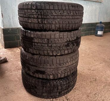 Шины: Шины 65 / R 16, Зима, Комплект, Легковые, Bridgestone