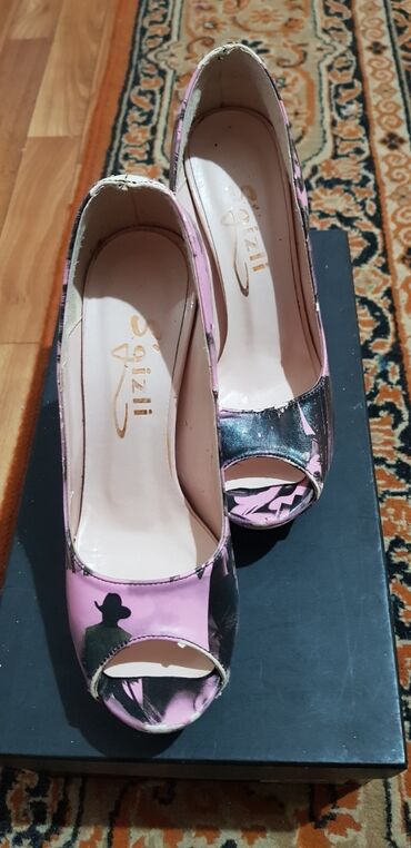 Туфли: Продаю классные осень зима сапоги пару раз только одевала. женские — 12