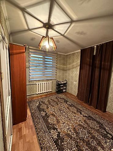 Продажа коттеджей и домов: Продаю 2х этаж дом в центре города с маленьким доходом построили at lalafo.kg — 1 Продажа коттеджей и домов: Продаю 2х этаж дом в центре города с маленьким доходом построили — 1