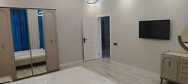 kv ev: 4 otaqlı, 200 kv. m, Yeni təmirli — 1