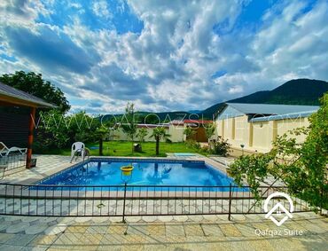 Günlük kirayə evlər: 144 kv. m, 4 otaqlı, Qaz, İşıq, Su — 4